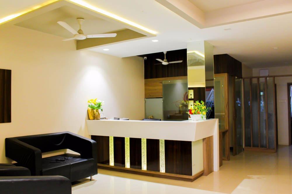 Hotel Oberoi Ahmednagar Bagian luar foto