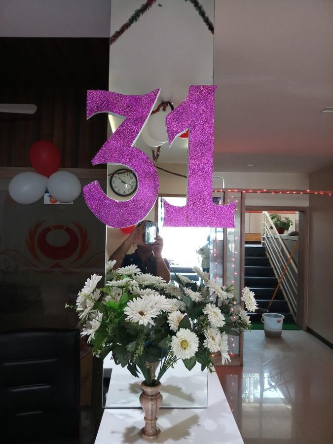 Hotel Oberoi Ahmednagar Bagian luar foto